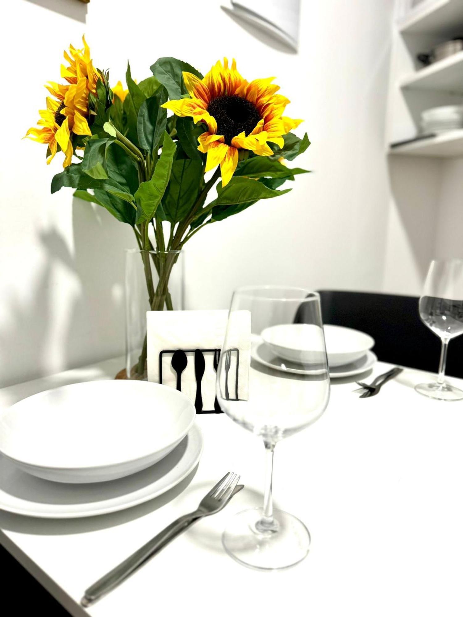 Apartamentos Madrid Connection - Universidad By Oshun Apartments エクステリア 写真