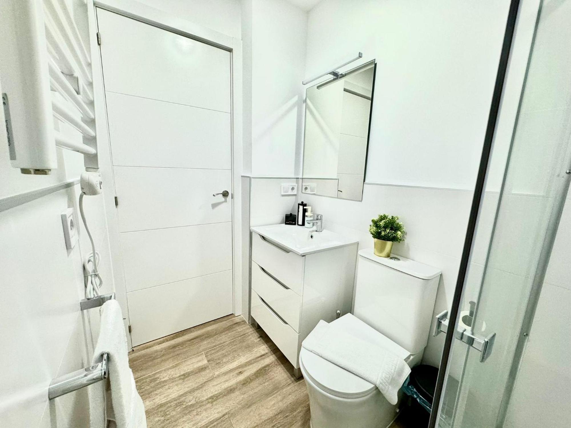 Apartamentos Madrid Connection - Universidad By Oshun Apartments エクステリア 写真
