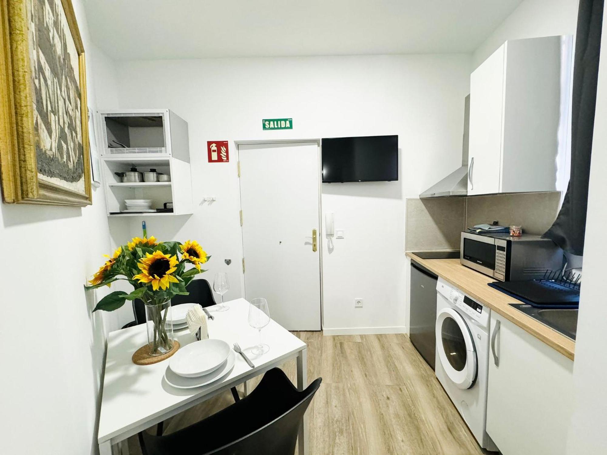 Apartamentos Madrid Connection - Universidad By Oshun Apartments エクステリア 写真
