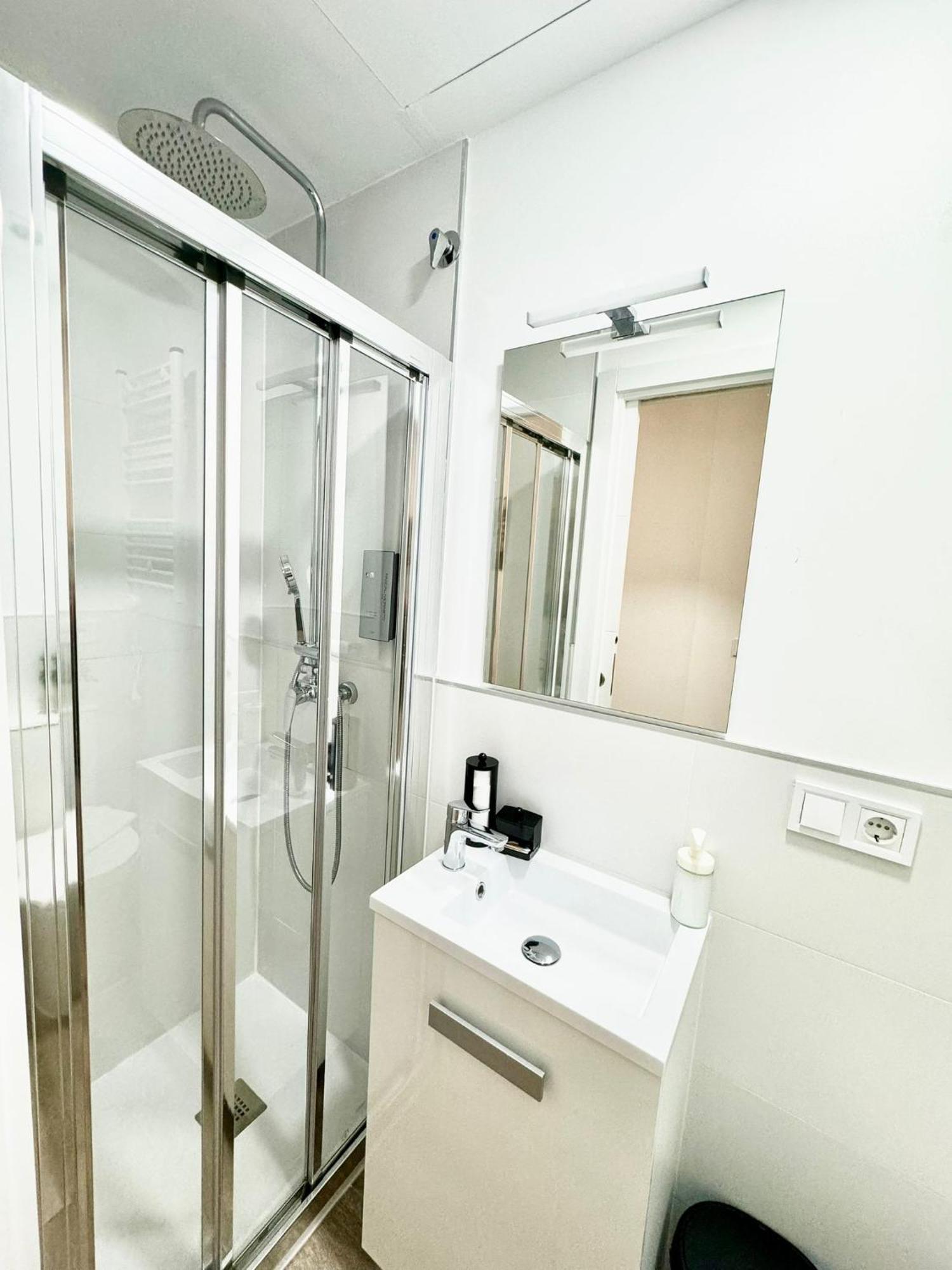 Apartamentos Madrid Connection - Universidad By Oshun Apartments エクステリア 写真